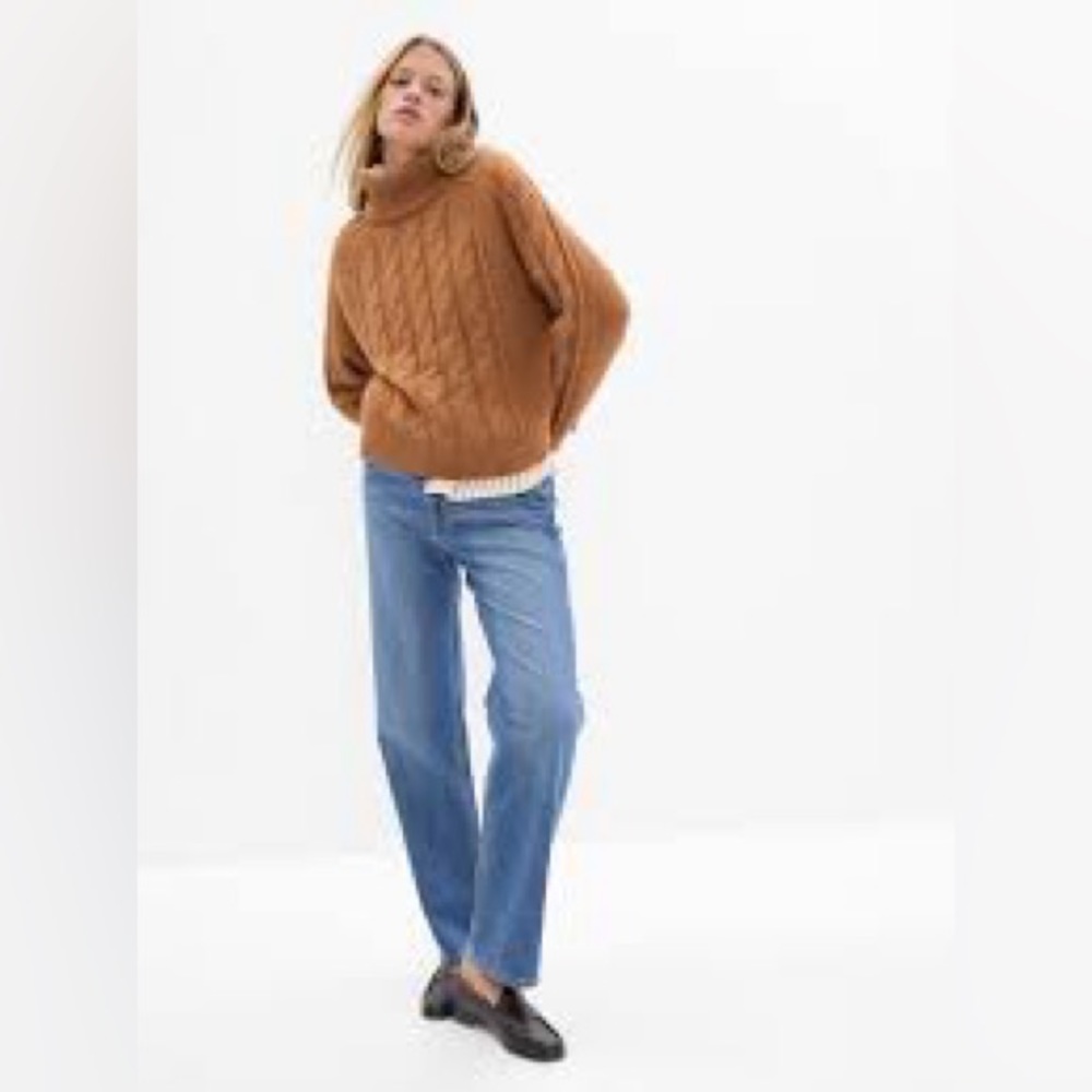 Gap Cable-Knit Turtleneck Sweater in Holiday Brown